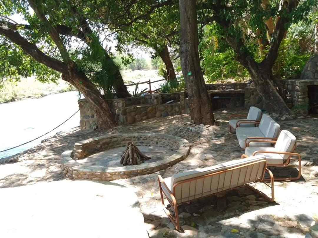 Paradise River Lodge Hoedspruit Extérieur photo